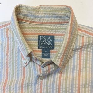Jos. A. Bank sz Med Seersucker Short Sleeve Shirt